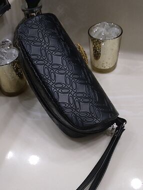 Oakley Black Embossed Sunglasses Semi-soft Case Wristlet